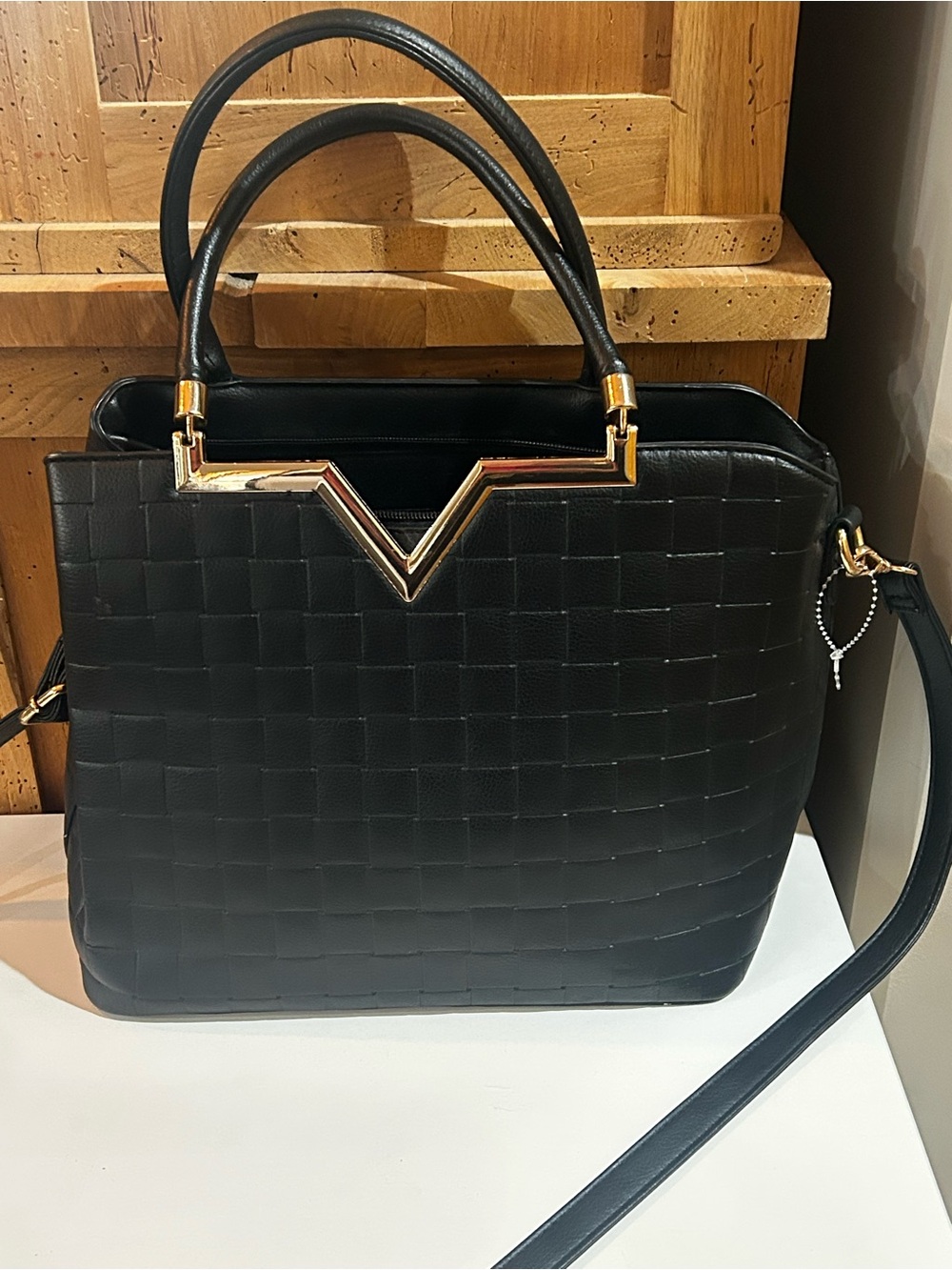 GROSSI black handbag crossbody purse - used once